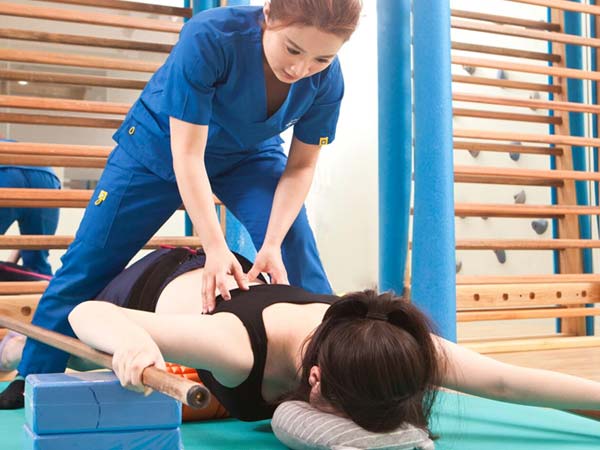 巴塞隆納 BSPTS 脊柱側彎治療學院